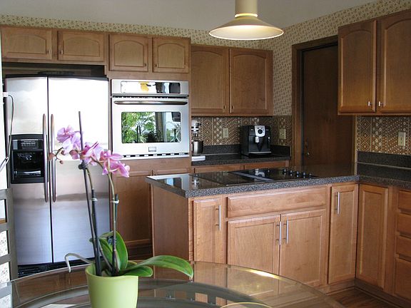 3rd image of 1314 Adair Dr