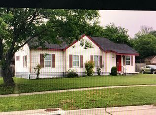 1304 W Marvin Ave, Waxahachie, TX 75165