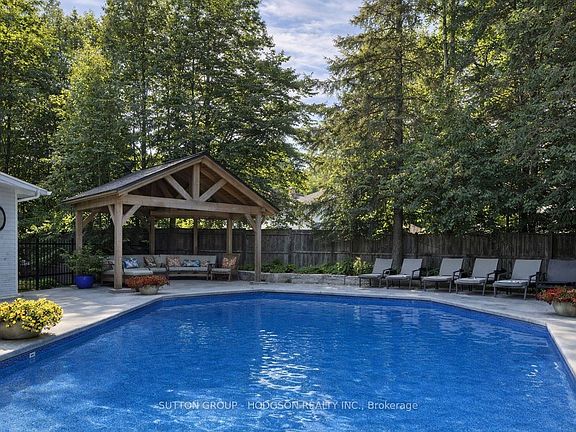 4th image of 13 Indian Rd