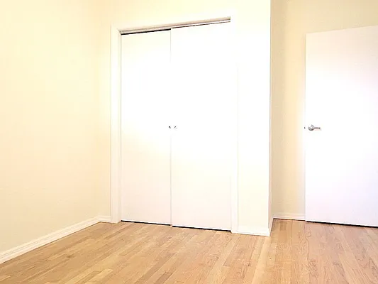 Rented by MNS | media 37