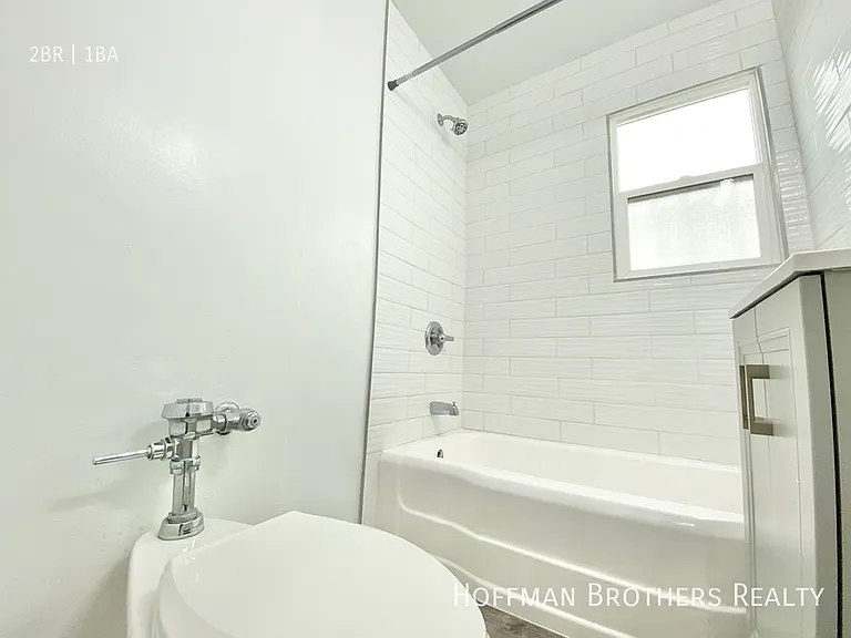 1516 Laurel Canyon Blvd #4 — Photo 7
