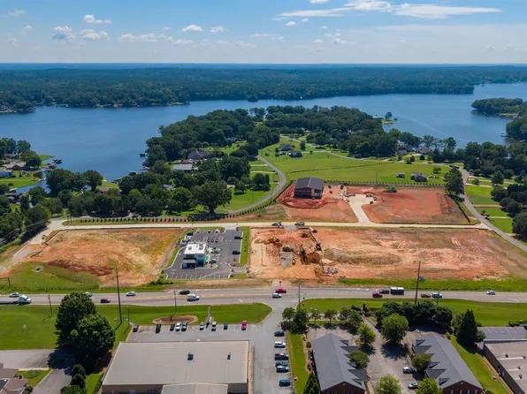 103 Thunder Pointe Dr #5, Eatonton, GA 31024