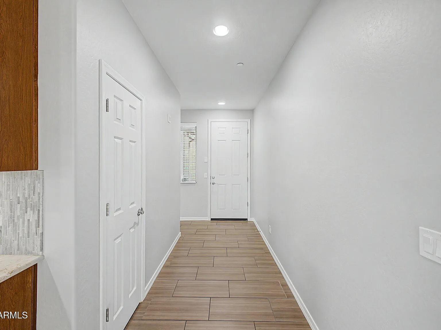 3 bed, 2.0 bath, 1584 sqft, $2,300 — Photo 4