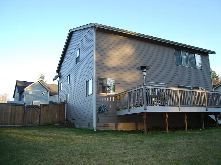 1847 Redwood Dr — Photo 6