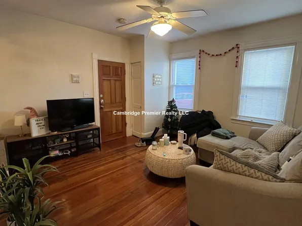 74 Gore St, Cambridge, MA