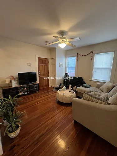 74 Gore St #3 Photo 1