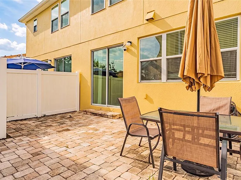 5152 Adelaide Dr — Photo 9