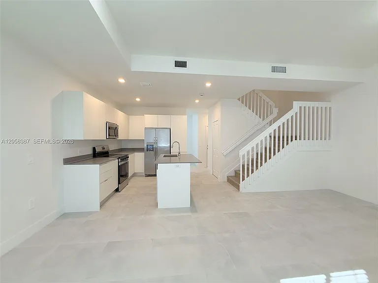 34535 SW 189th Ct #34535 — Photo 8