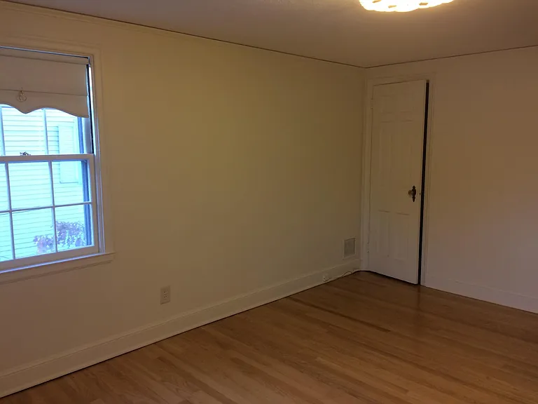 16 Thomson Rd — Photo 17