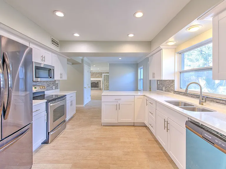 4711 W San Rafael St — Photo 25