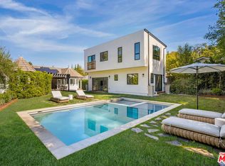 14664 Valley Vista Blvd, Sherman Oaks, CA 91403