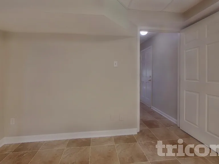 1516 Maple Ridge Dr — Photo 15