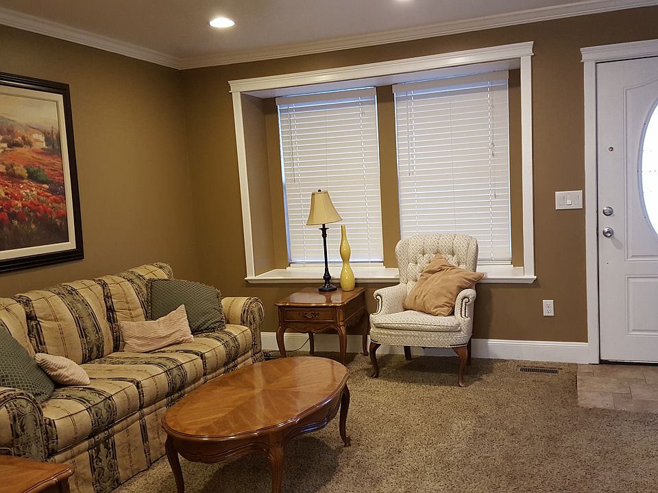 2nd image of 7909 S Peachwood Dr