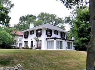 75 Canterbury Ct, Toledo, OH 43606