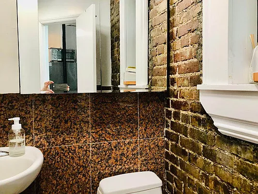 Rented by Bond New York | media 15