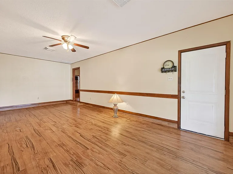 4019 Beatrice Ave — Photo 8
