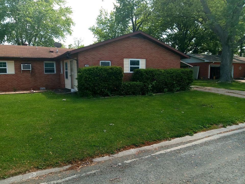 1st image of 76 University Dr