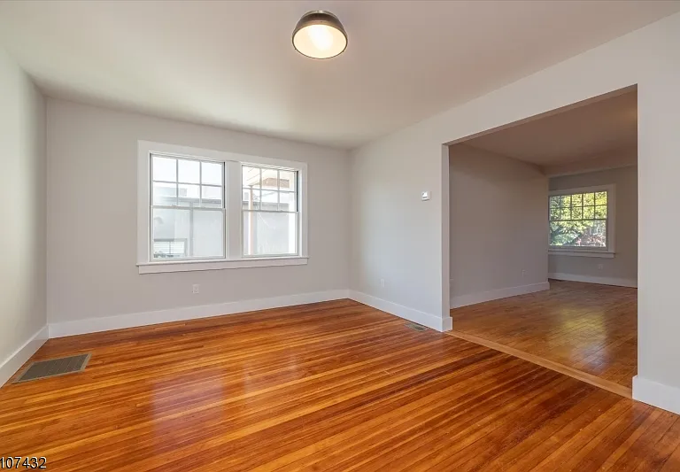 157 Forest St #1 — Photo 8