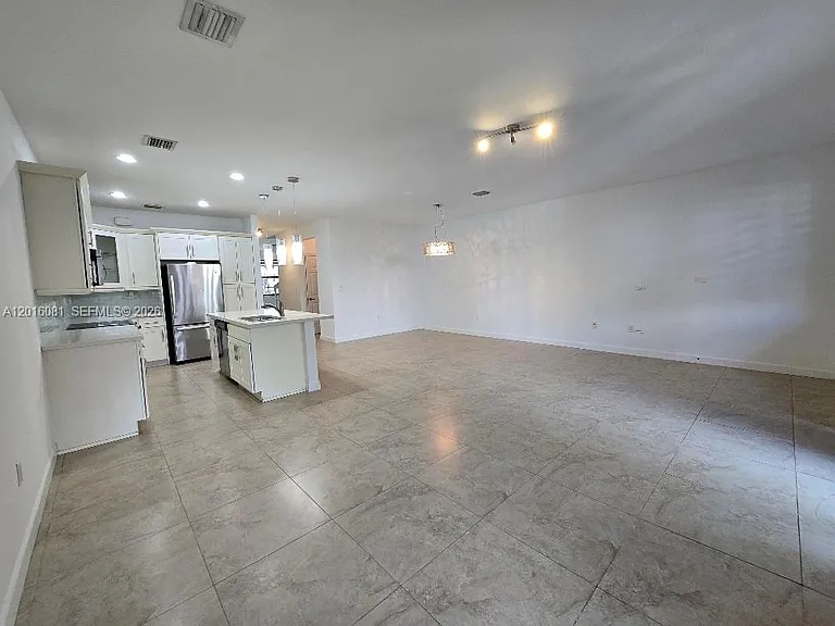 5810 NW 104th Path #5810 — Photo 18