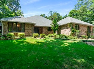 36 Crooked Creek Dr, Yorkville, IL 60560