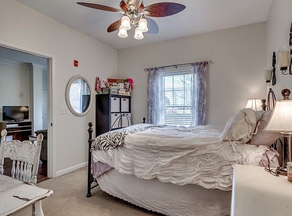 4th image of 303 Helen Keller Blvd APT D247