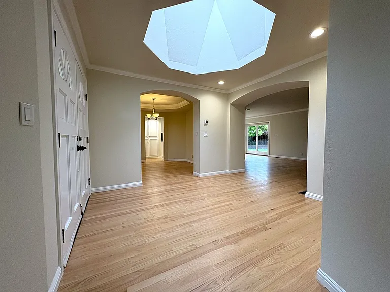 1205 Awalt Dr — Photo 6