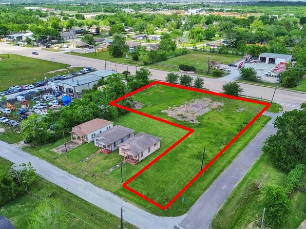 2020 Highway 3, Dickinson, TX 77539