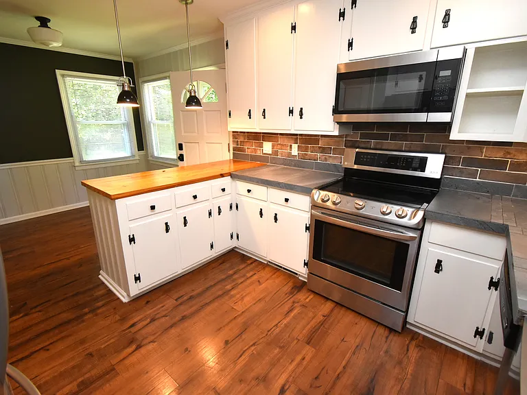 1800 Kirkwood Dr — Photo 13