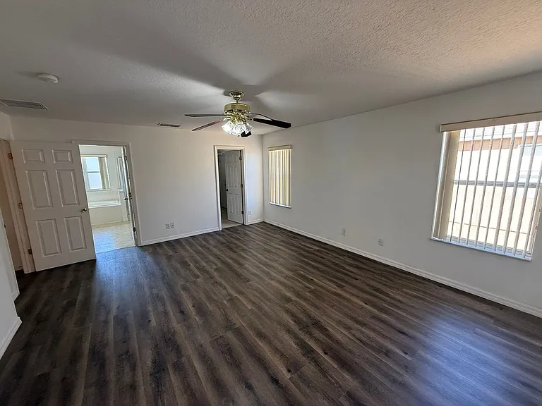 2616 Plumberry Ave — Photo 23