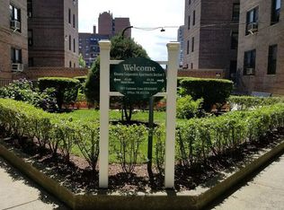4334 Union St, Flushing, NY 11355