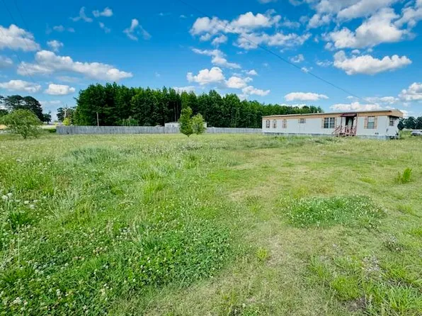 6343 Nc-42, Pinetops, NC 27864