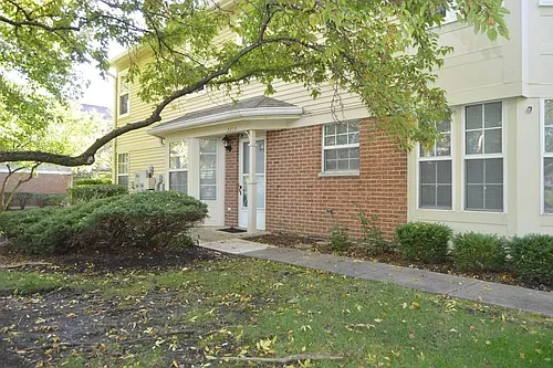 2213 Camden Ln Photo 1