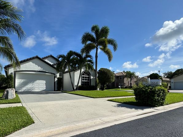 1664 Oak Berry Cir
