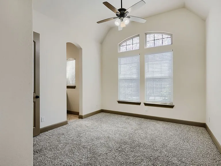 5923 Dewdrop Ln — Photo 17