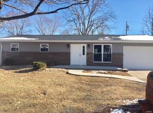 120 Maryknoll Dr, Maryville, IL