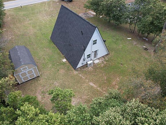 3rd image of 239 Pine Log Rd