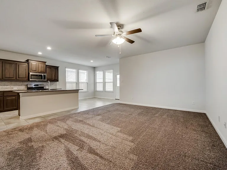 9112 Stormcrow Dr — Photo 12
