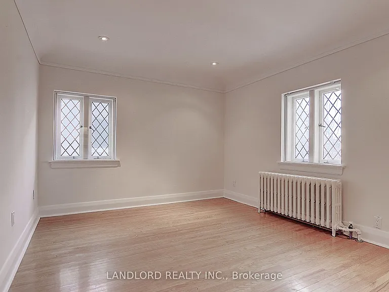 138 Fallingbrook Rd — Photo 21