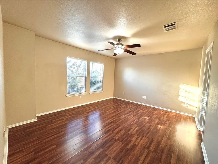 3515 Sandy Brook Dr — Photo 11