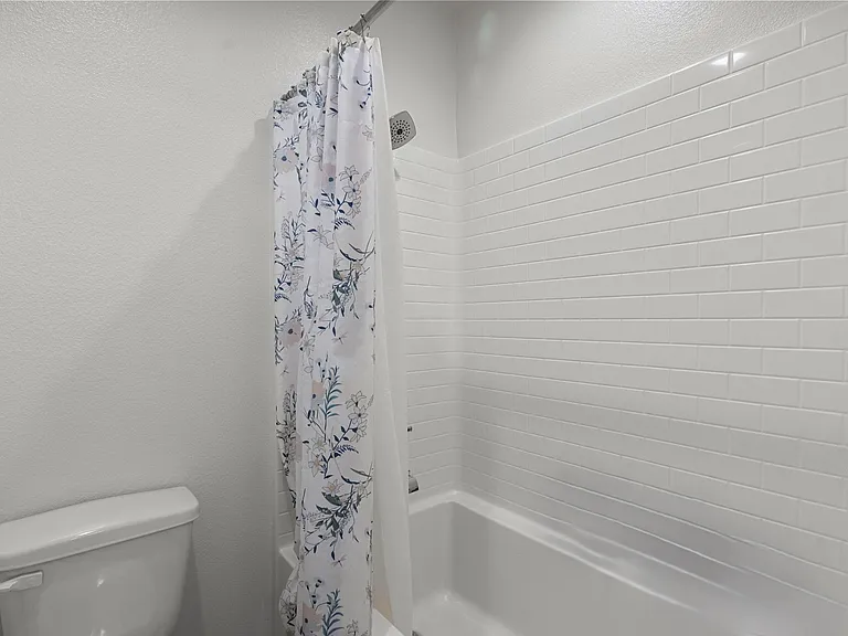 122 Red Brick Dr #6 — Photo 8