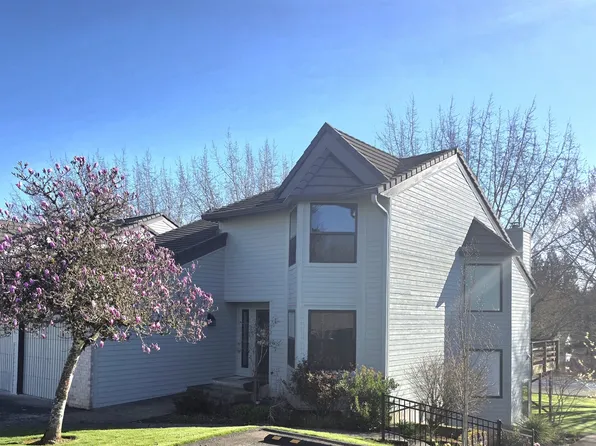 3300 NE 164th St APT X1, Ridgefield, WA 98642