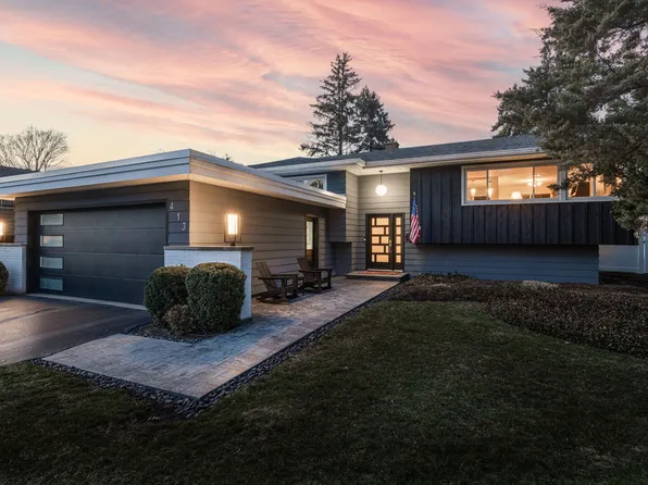 413 Buckeye Dr, Naperville, IL 60540