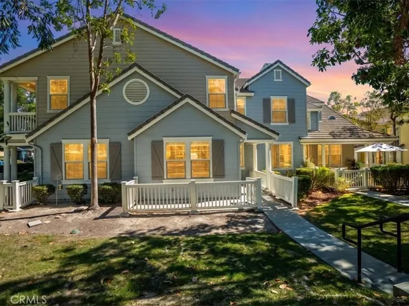 27 Whitworth St, Mission Viejo, CA 92694