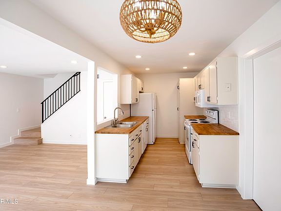 2nd image of 1284 Landsburn Cir #C