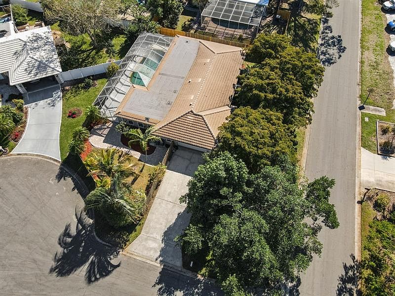 1st image of 3407 Pembrook Dr