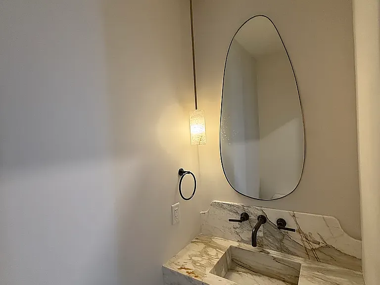 301 W Comstock Ave #4 — Photo 10