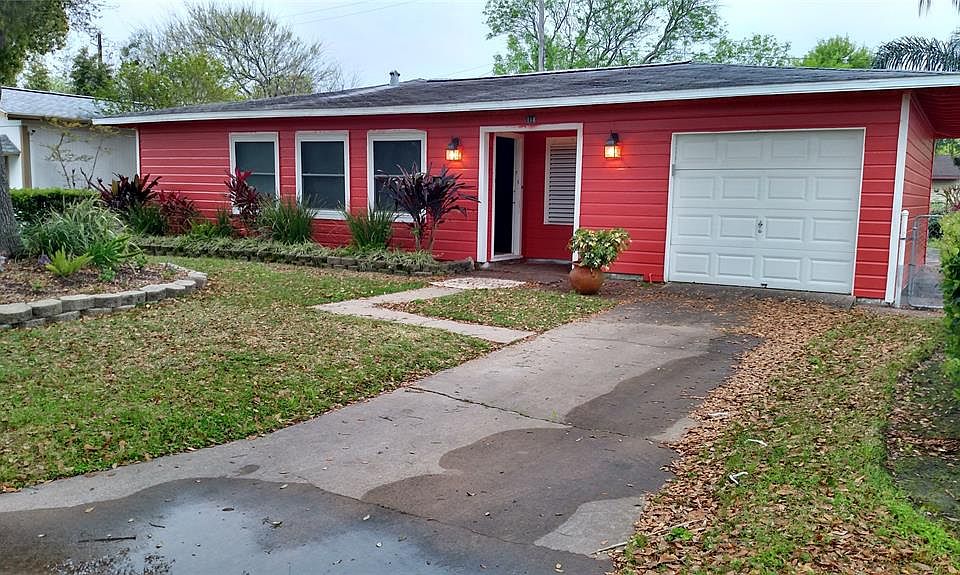 1st image of 115 Dolphin Ave
