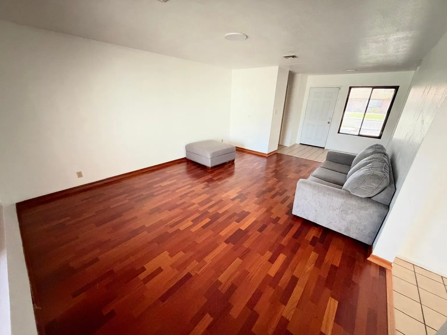 4 bed, 1964 sqft, $2,500 — Photo 4