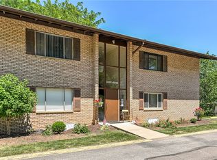 2038 Sanlin Dr, Coraopolis, PA 15108