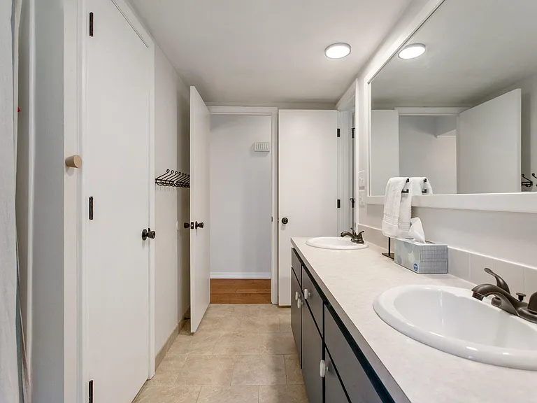 115 Iroquois Ave — Photo 30
